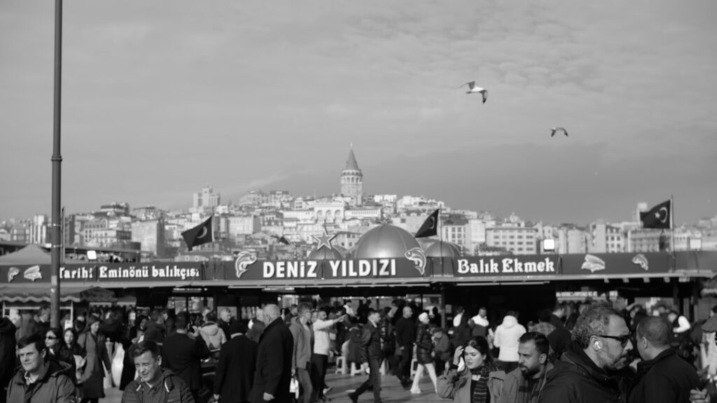 Cemal Süreya’nın Dizelerinde Toplumsal Bir Eleştiri: Namussuz Bir Çağ Ve Kötülükler