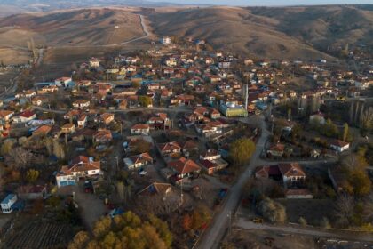 Bilginin Doğasına Yolculuk: Epistemoloji Nedir? Kitabı Raflarda