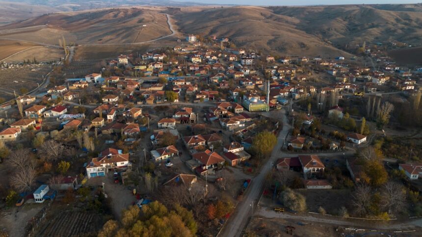 Bilginin Doğasına Yolculuk: Epistemoloji Nedir? Kitabı Raflarda